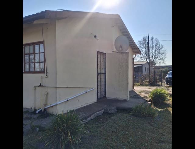 2 BEDROOM HOUSE FOR SALE IN DANNHAUSER